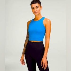 Lululemon Invigorate Bra size 8 Poolside